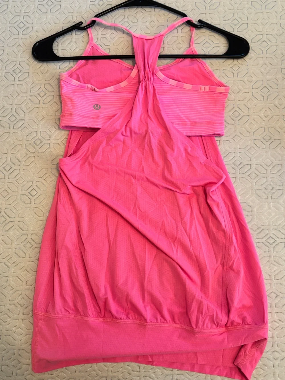 Lululemon Women's Bright Pink Top